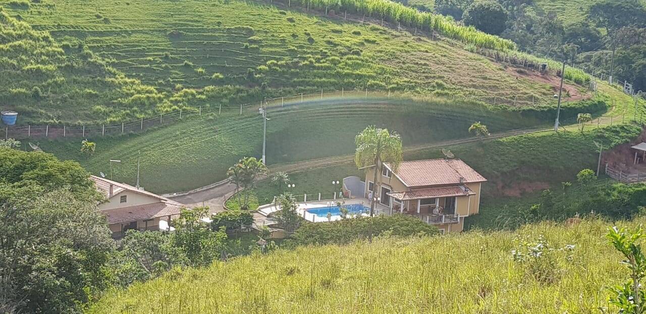 Sítio, 4 quartos, 6 hectares - Foto 1