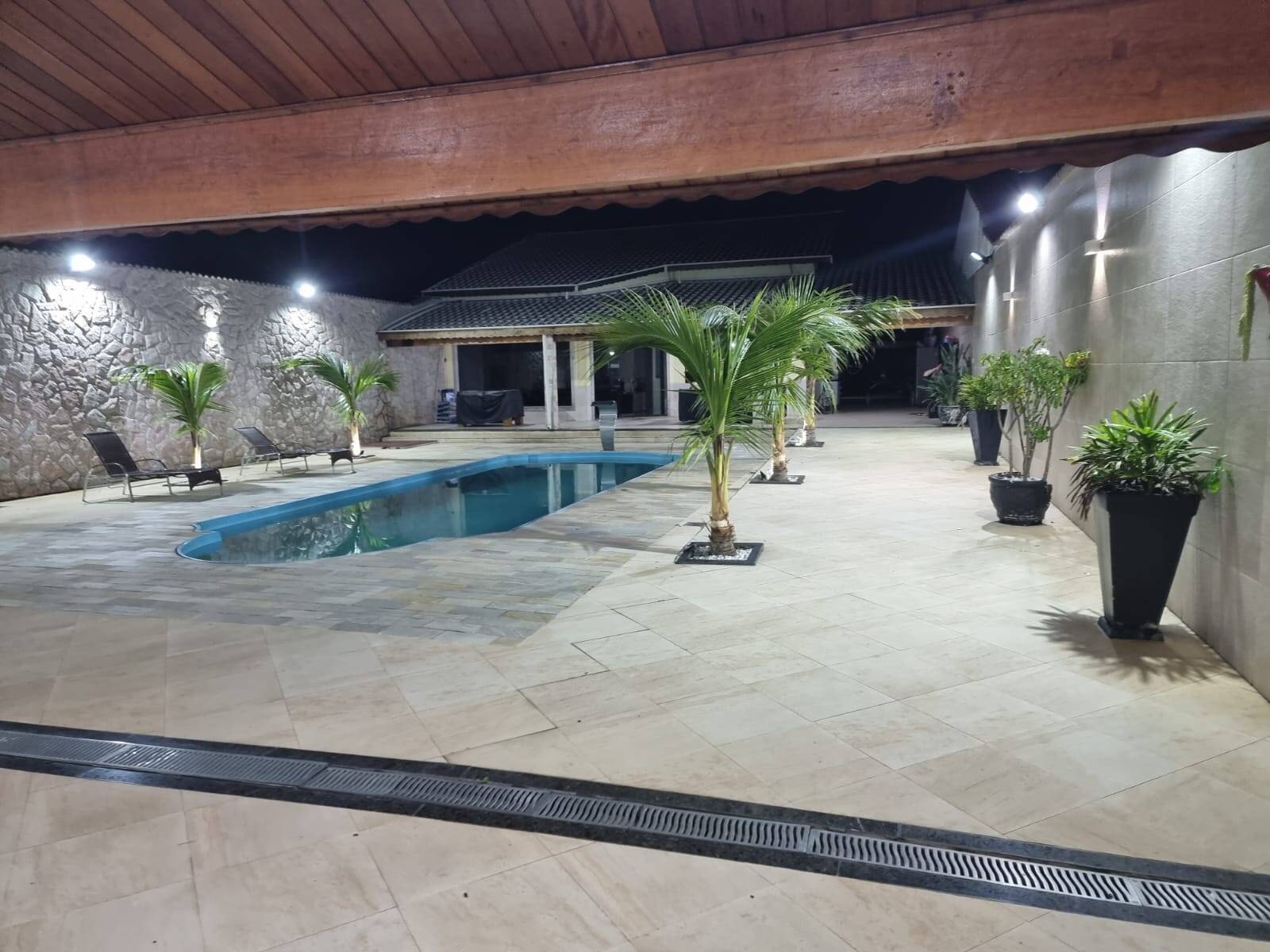 Chácara, 2 quartos, 1200 m² - Foto 1