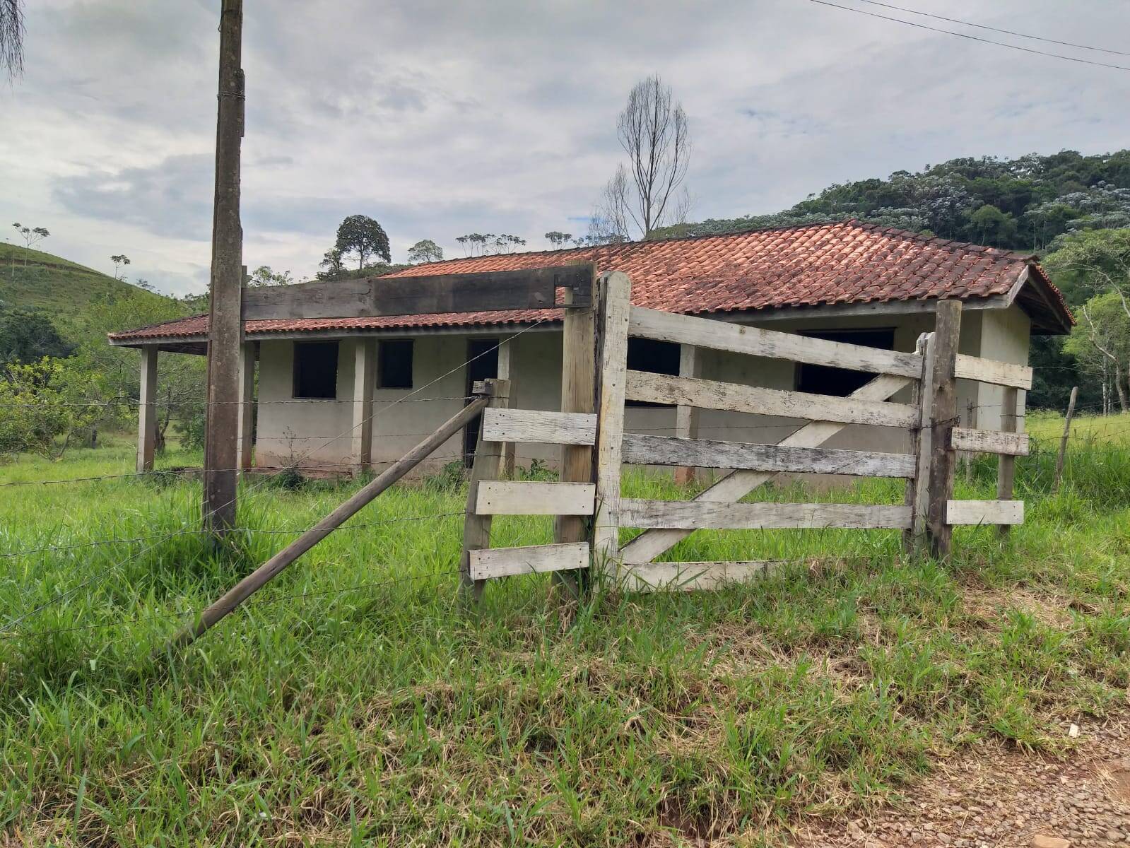 Sítio, 5 quartos, 23 m² - Foto 4
