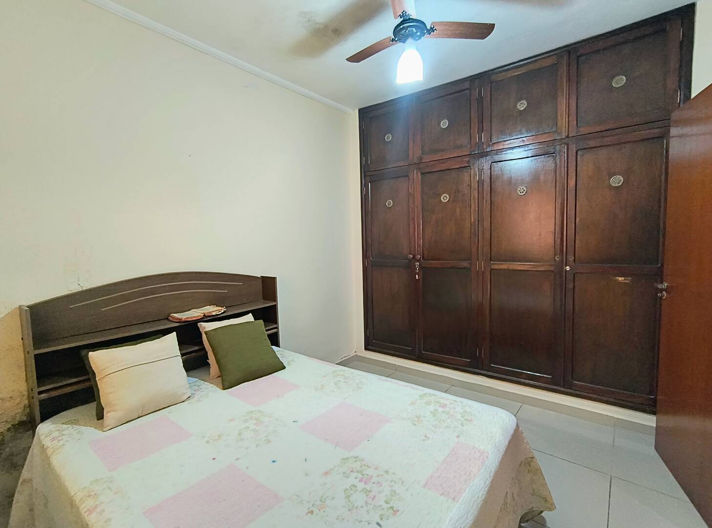 Casa, 3 quartos, 98 m² - Foto 1
