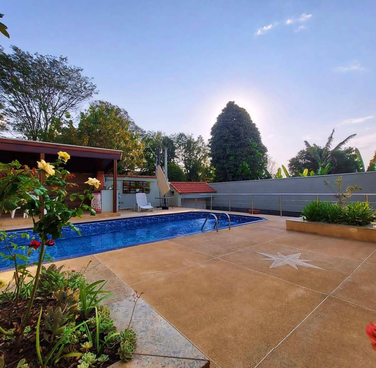 Casa, 3 quartos, 300 m² - Foto 2