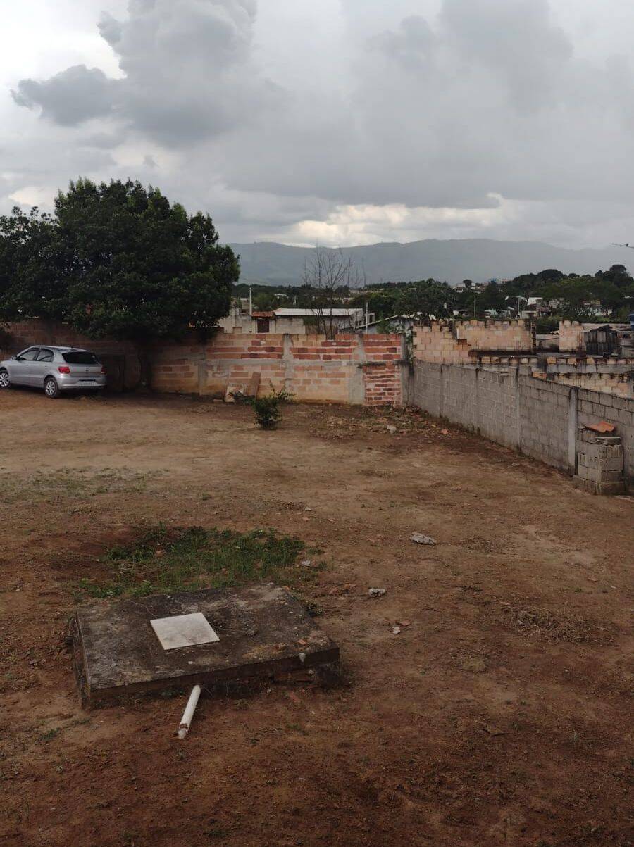 Sítio, 2 quartos, 900 m² - Foto 1