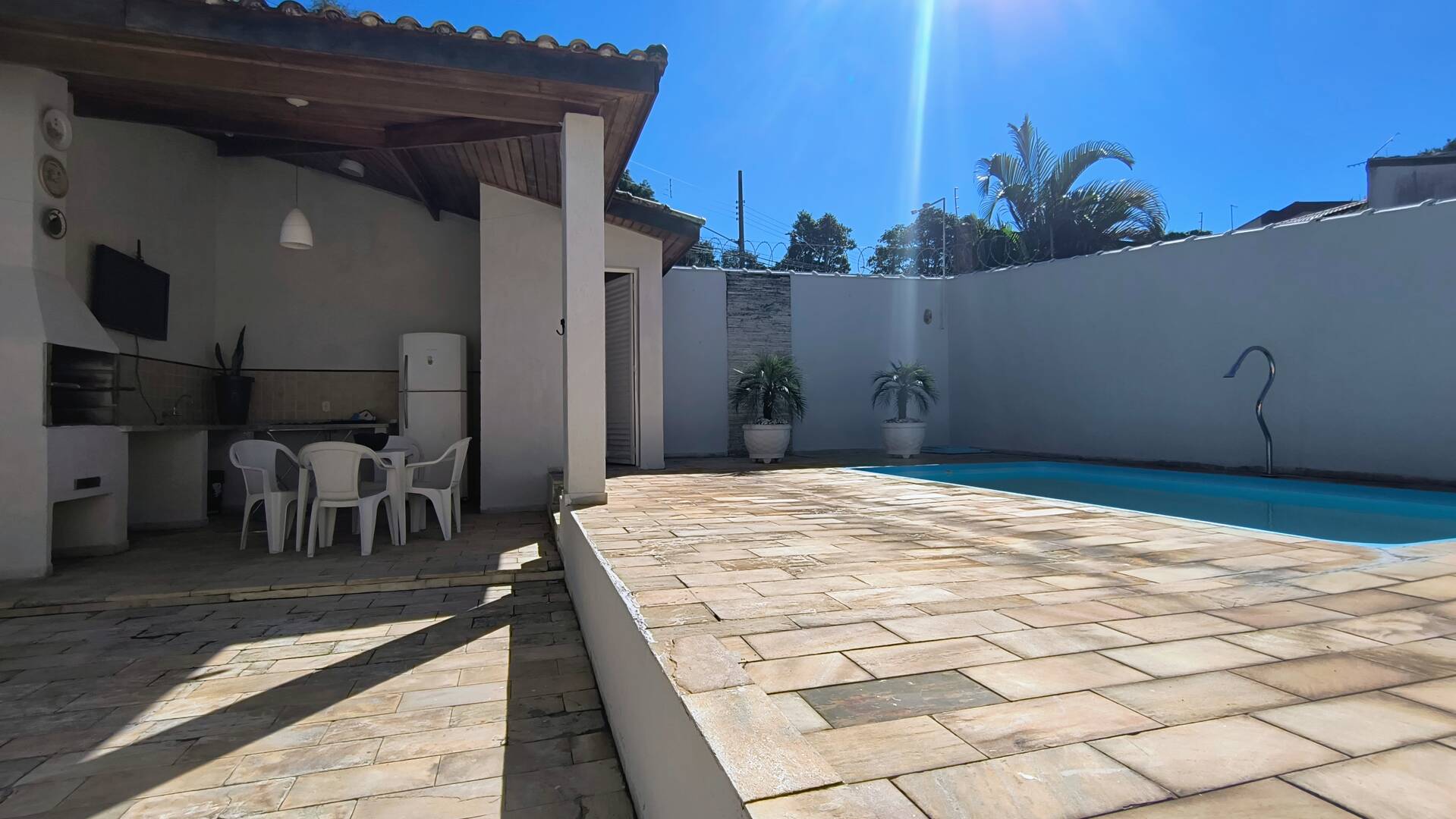 Casa, 3 quartos, 220 m² - Foto 1