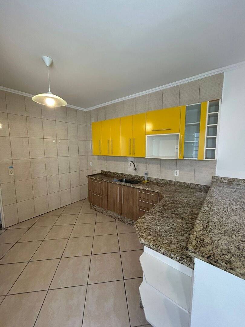 Casa, 2 quartos, 170 m² - Foto 2