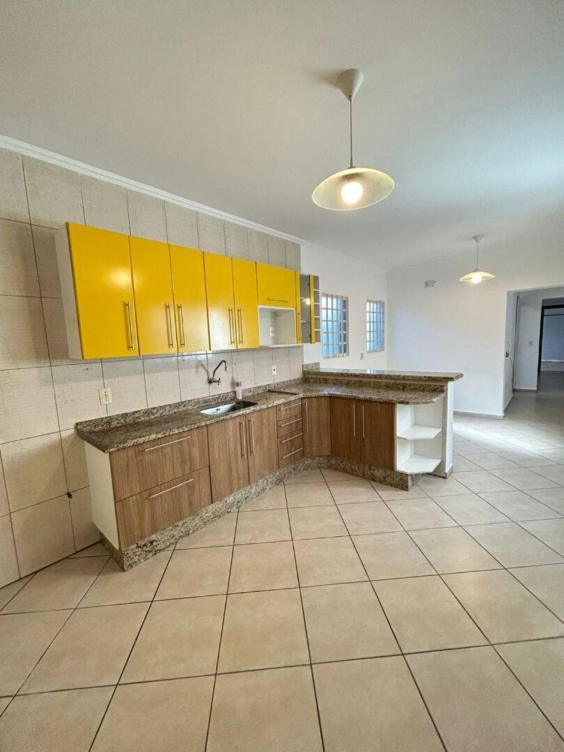 Casa, 2 quartos, 170 m² - Foto 3