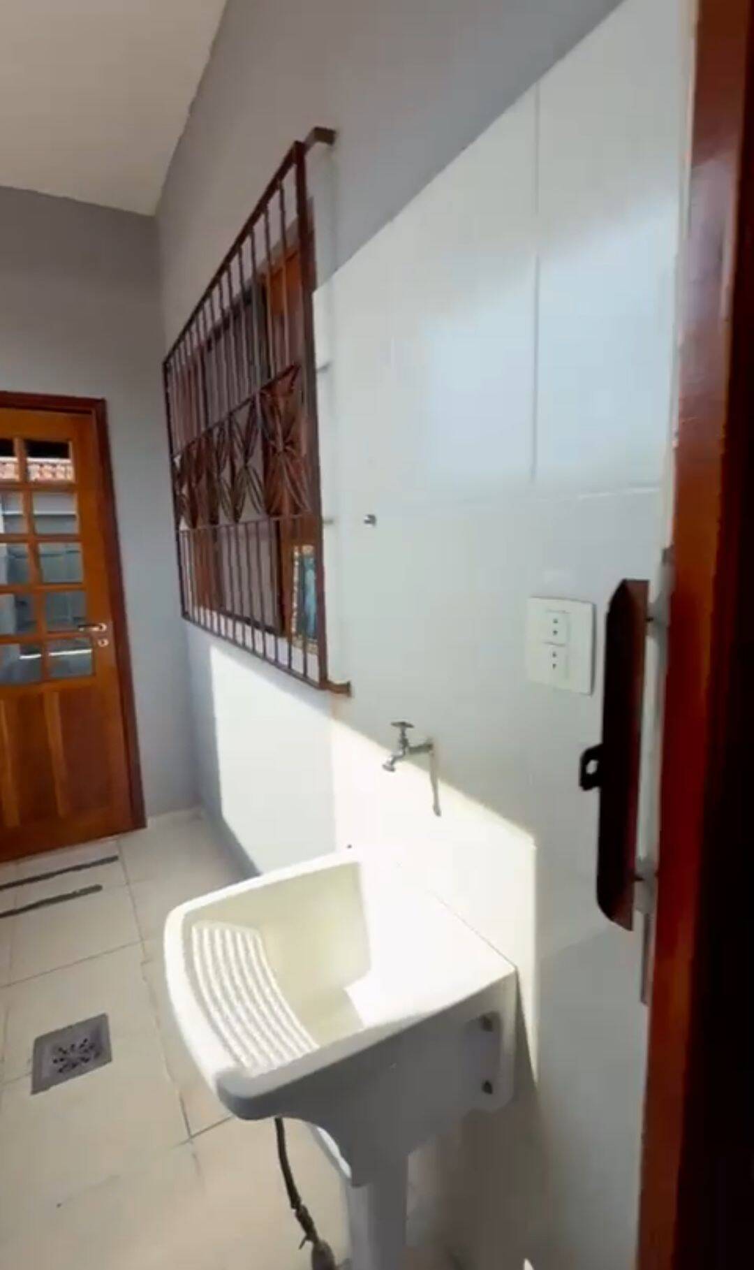 Casa, 3 quartos, 170 m² - Foto 2