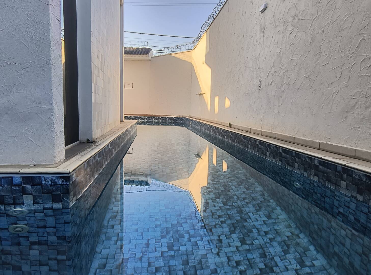 Sobrado, 3 quartos, 246 m² - Foto 1