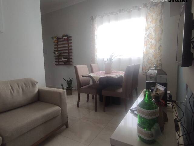 #687 - Apartamento para Venda em Guaratinguetá - SP - 2