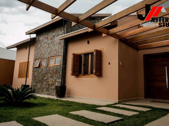 #37 - Casa para Venda em Guaratinguetá - SP - 1
