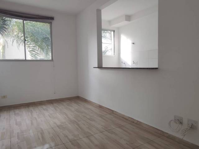 #646 - Apartamento para Venda em Aparecida - SP - 1