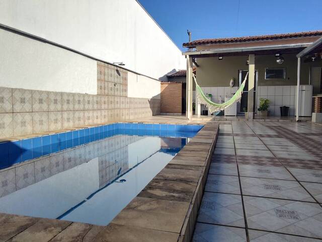 #385 - Casa para Venda em Guaratinguetá - SP - 1