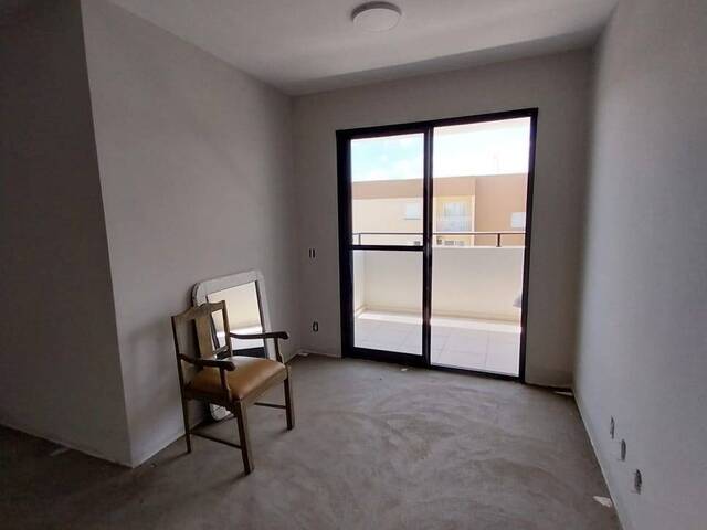 Apartamento para Venda em Guaratinguetá - 4
