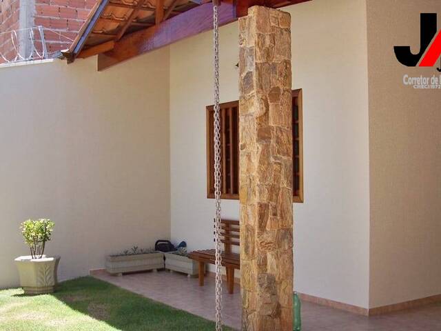 #557 - Casa para Venda em Guaratinguetá - SP - 2