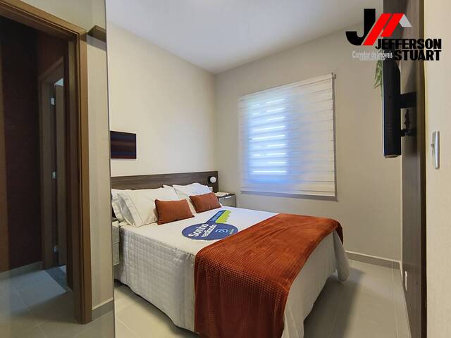 #569 - Apartamento para Venda em Lorena - SP