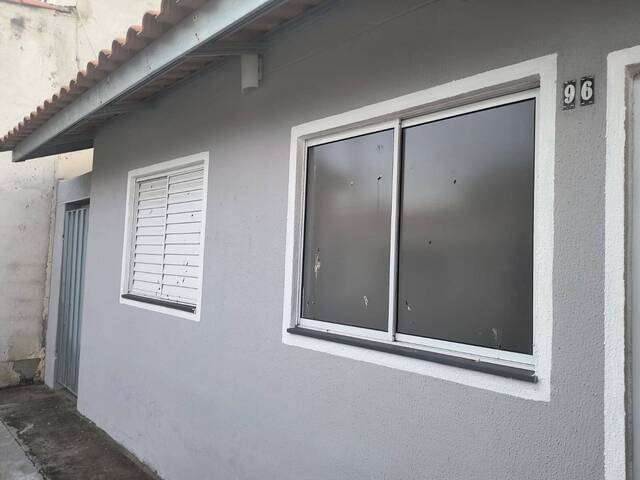 #523 - Casa para Venda em Guaratinguetá - SP