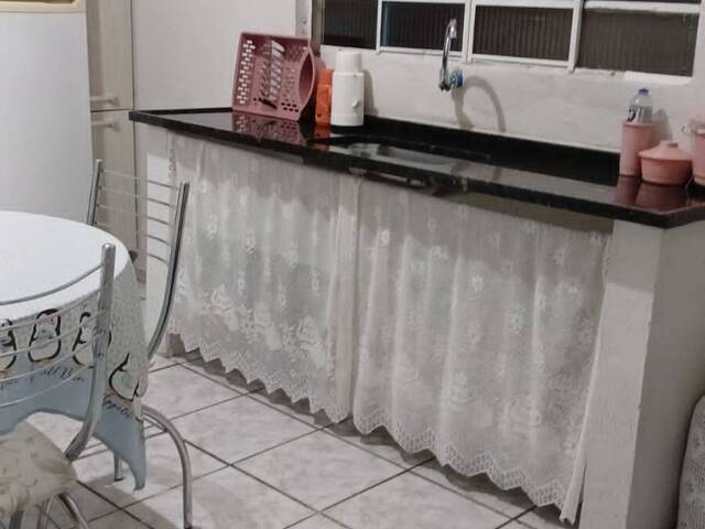 #619 - Casa para Venda em Guaratinguetá - SP
