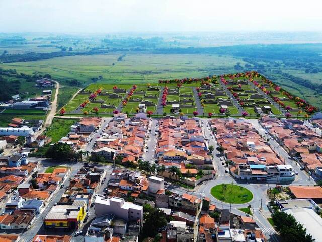 Terreno para Venda em Aparecida - 5