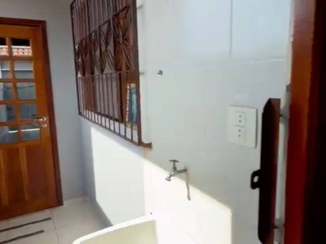 #713 - Casa para Venda em Aparecida - SP - 2
