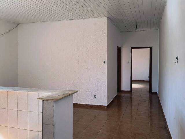 #719 - Apartamento para Locação em Guaratinguetá - SP