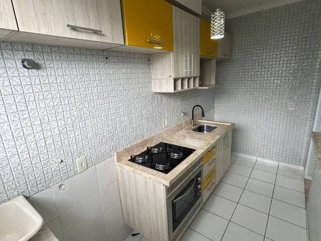 Apartamento para Locação em Aparecida - 3