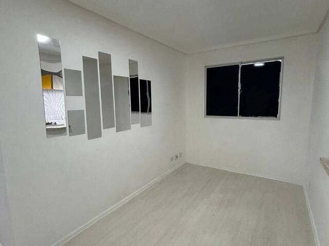 Apartamento para Locação em Aparecida - 5